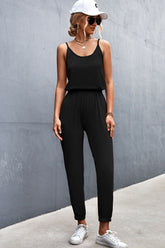 Combinaison à bretelles spaghetti et col rond avec poches